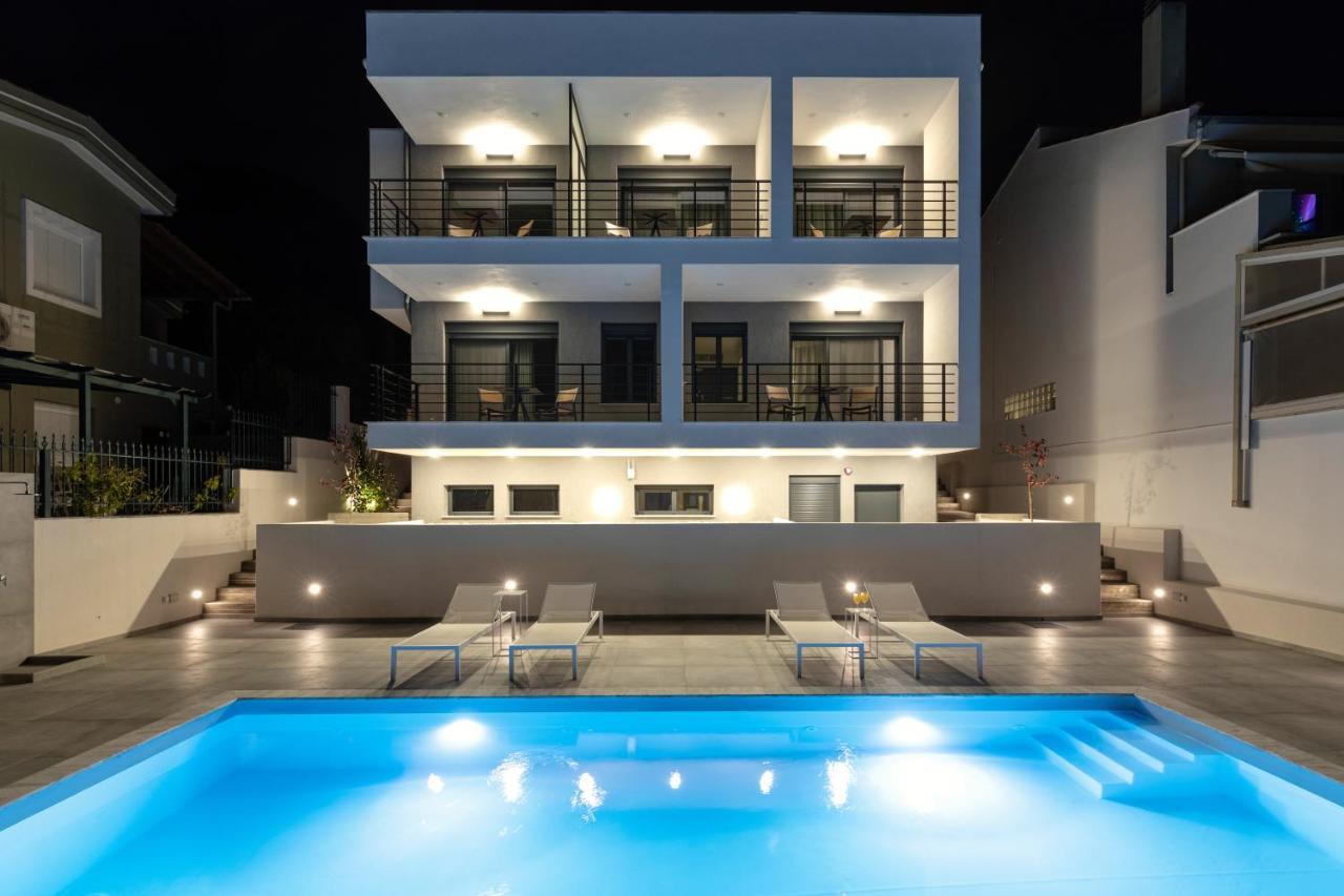Cove Suites Nea Iraklitsa Esterno foto