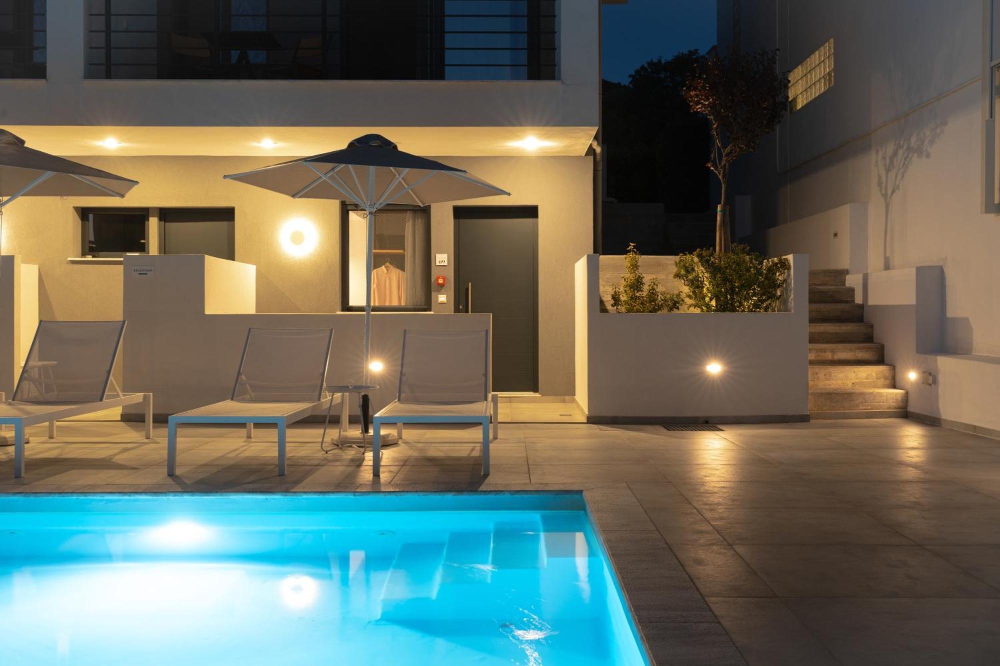 Cove Suites Nea Iraklitsa Esterno foto